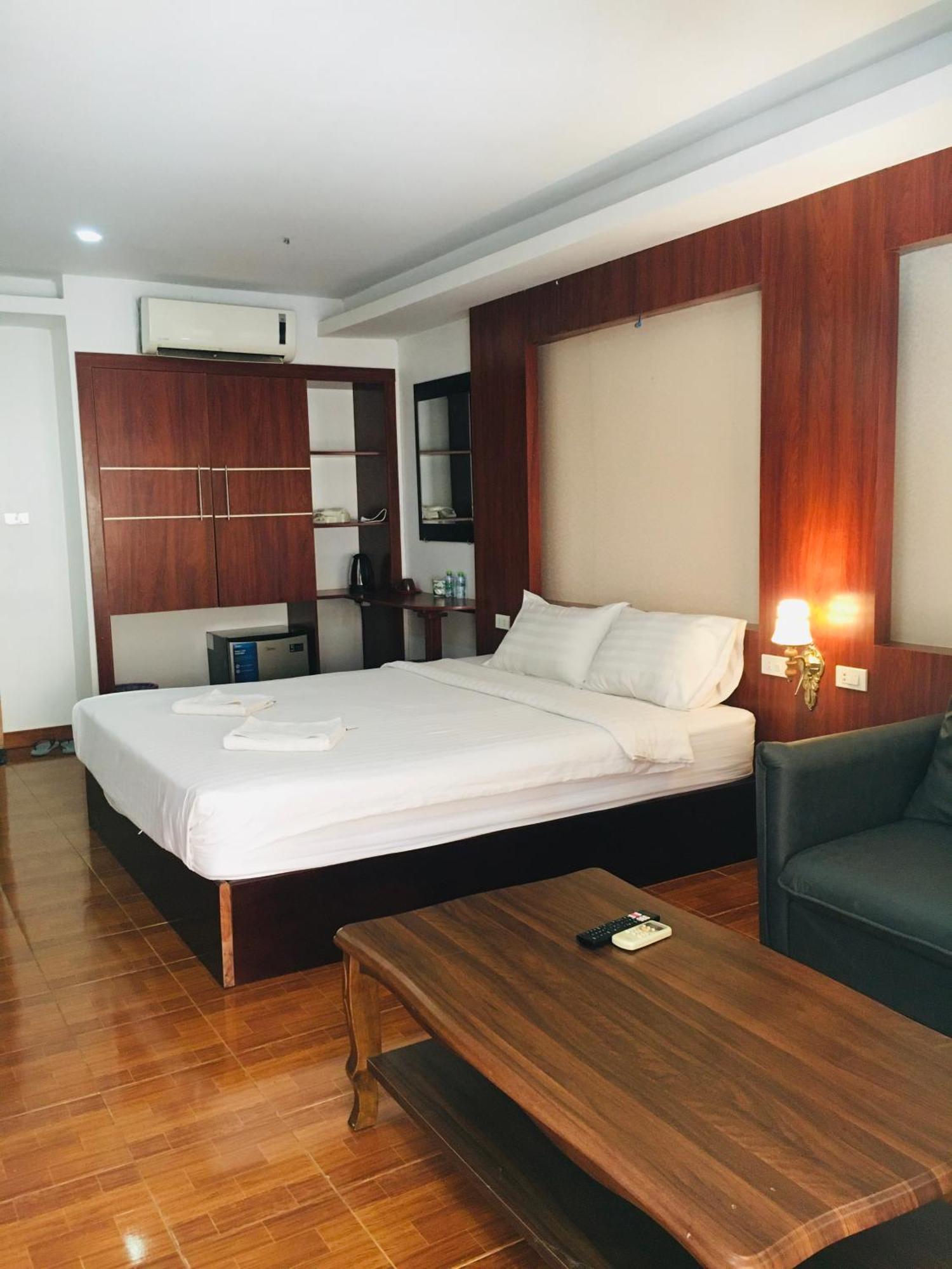 Lacasa Vang Vieng Hotel Экстерьер фото